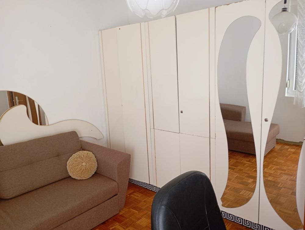 Slika 5 - Porodični Stan na Satelitu