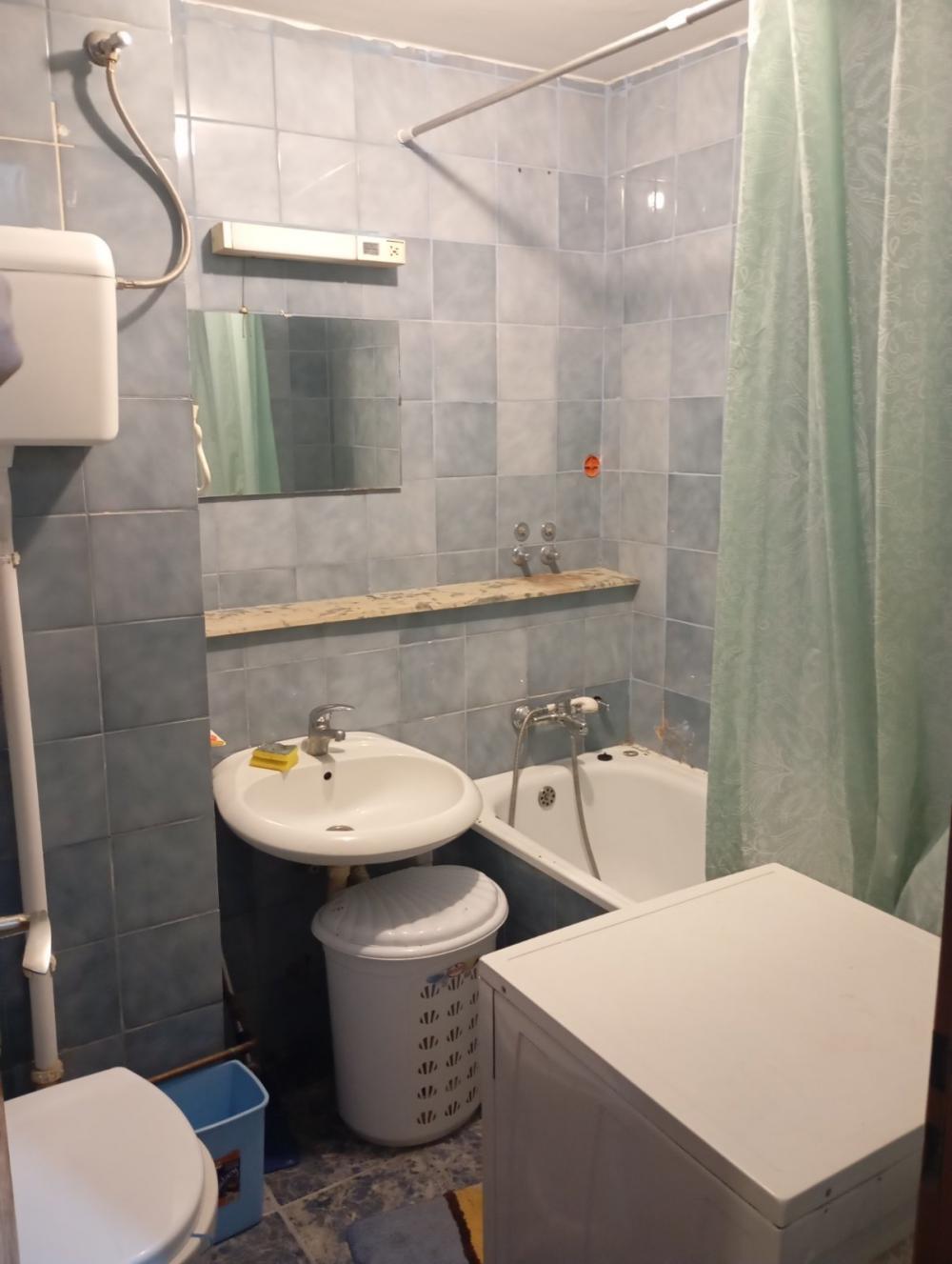 Slika 10 - Porodični Stan na Satelitu