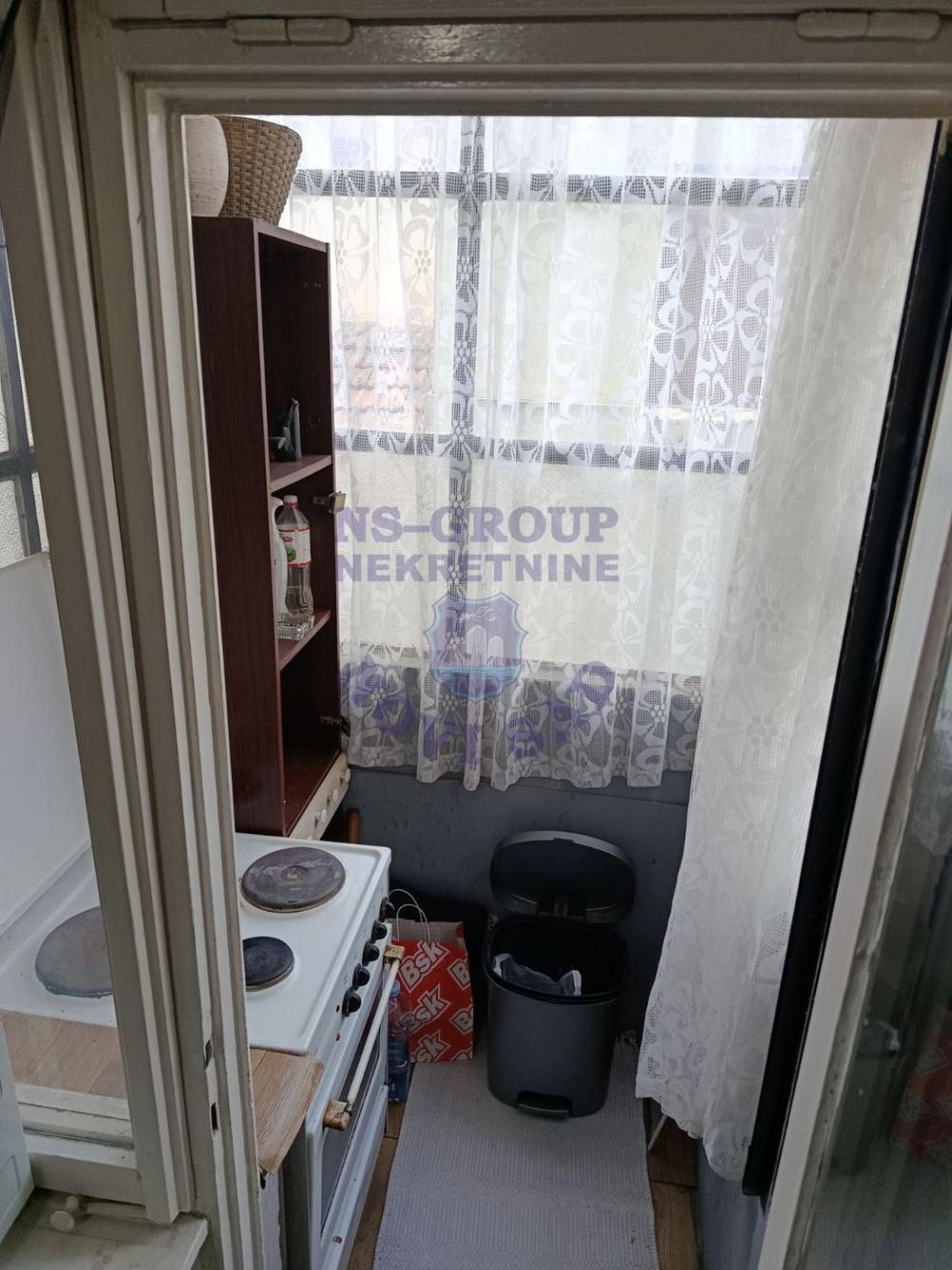 Slika 2 - Fenomenalan trosoban stan na Staroj Detelinari!