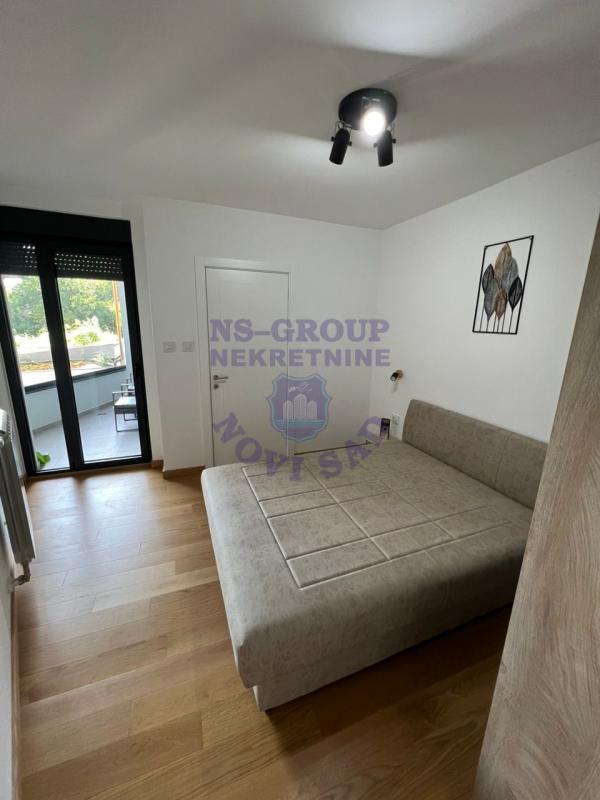 Slika 7 - Odlican dvosoban stan na Zeleznickoj stanici!