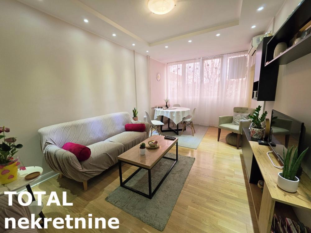 Slika 2 - Stan,NOVI SAD,DETELINARA,kv: 60.00, € 155000, ID: 1102421