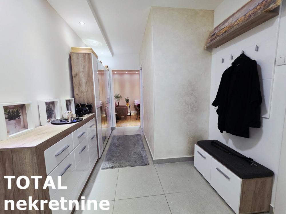 Slika 8 - Stan,NOVI SAD,DETELINARA,kv: 60.00, € 155000, ID: 1102421