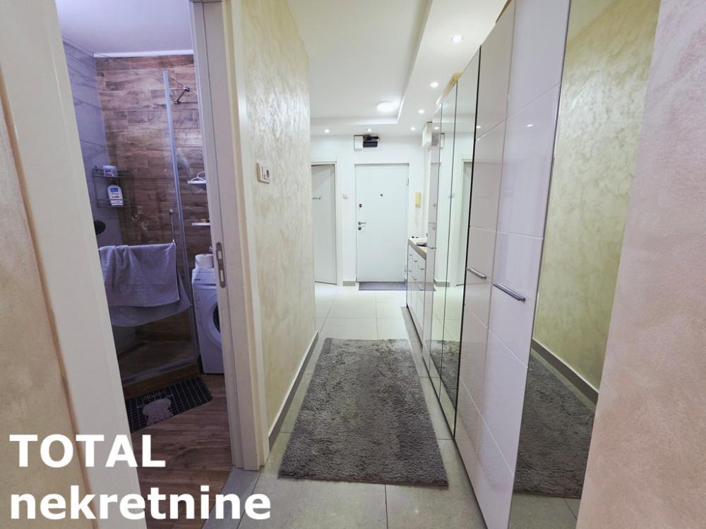 Slika 7 - Stan,NOVI SAD,DETELINARA,kv: 60.00, € 155000, ID: 1102421