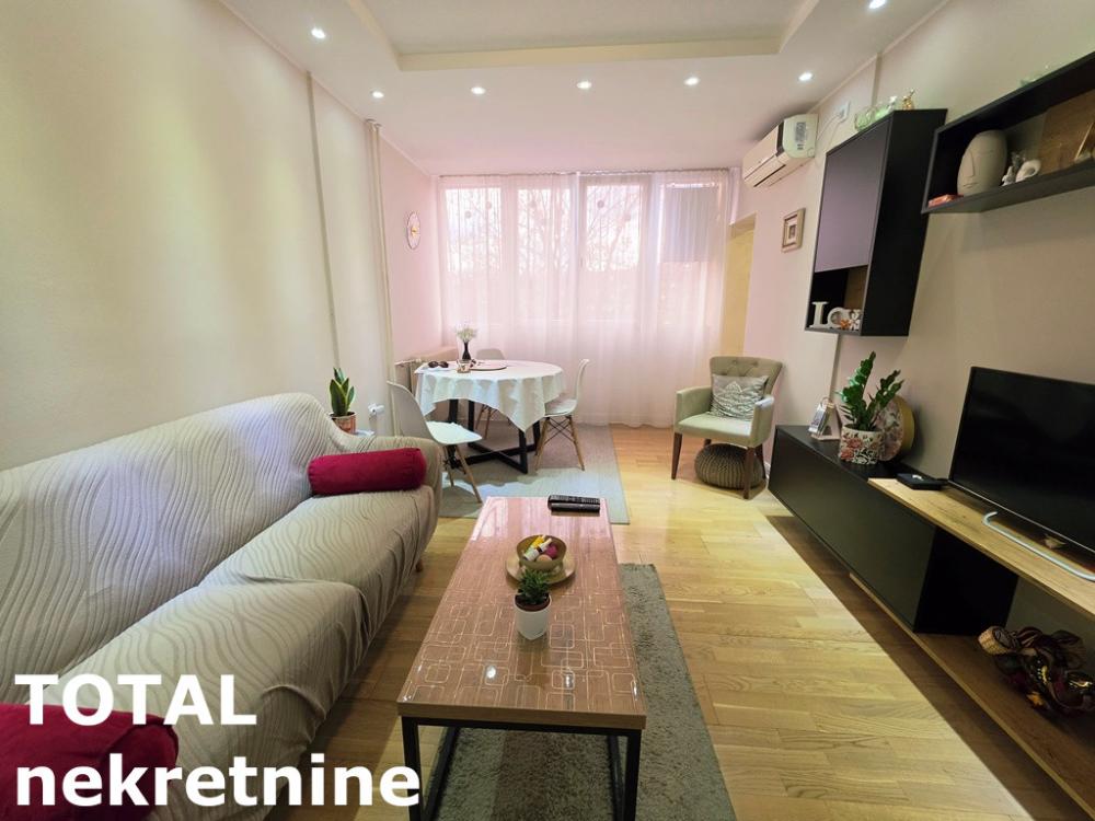 Slika 3 - Stan,NOVI SAD,DETELINARA,kv: 60.00, € 155000, ID: 1102421