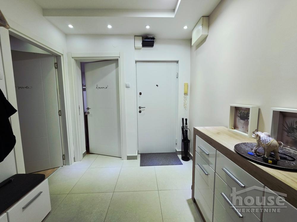 Slika 7 - Stan,NOVI SAD,DETELINARA,kv: 60.00, € 155000, ID: 1065573