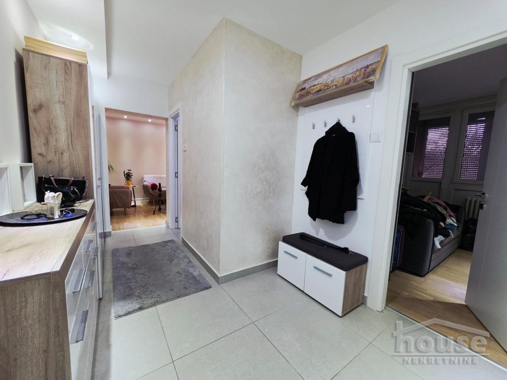 Slika 10 - Stan,NOVI SAD,DETELINARA,kv: 60.00, € 155000, ID: 1065573