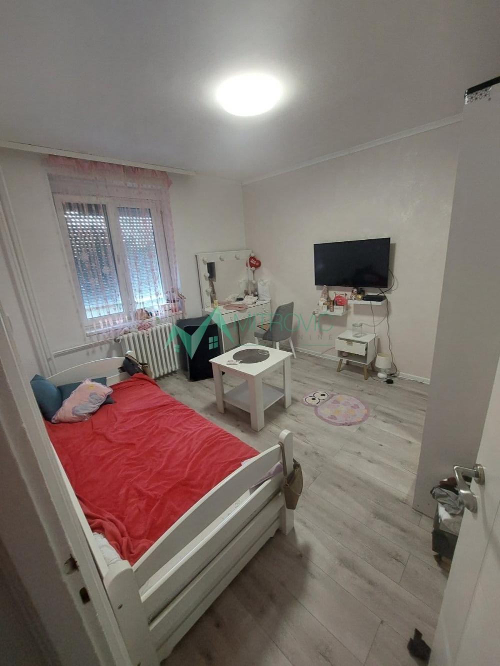 Slika 3 - Komforan trosoban stan sa dve terase po odličnoj ceni!