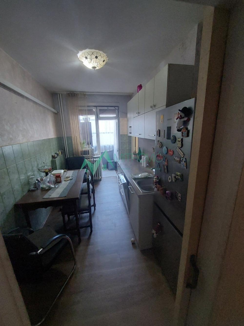 Slika 6 - Komforan trosoban stan sa dve terase po odličnoj ceni!