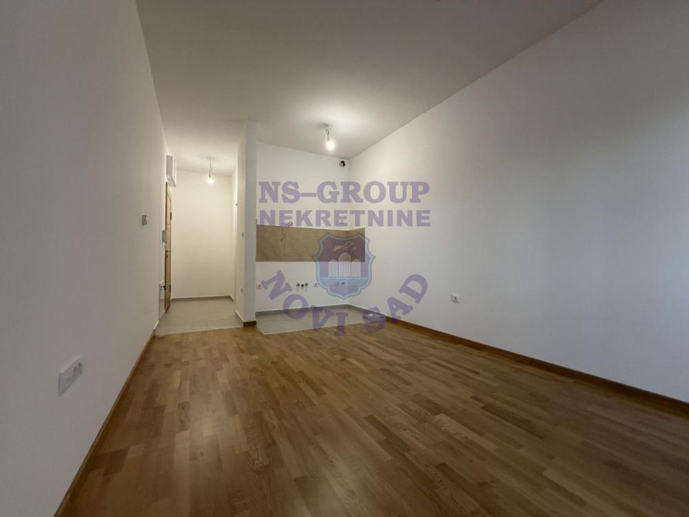 Slika 1 - Garsonjera na odličnoj lokaciji u Petrovaradinu