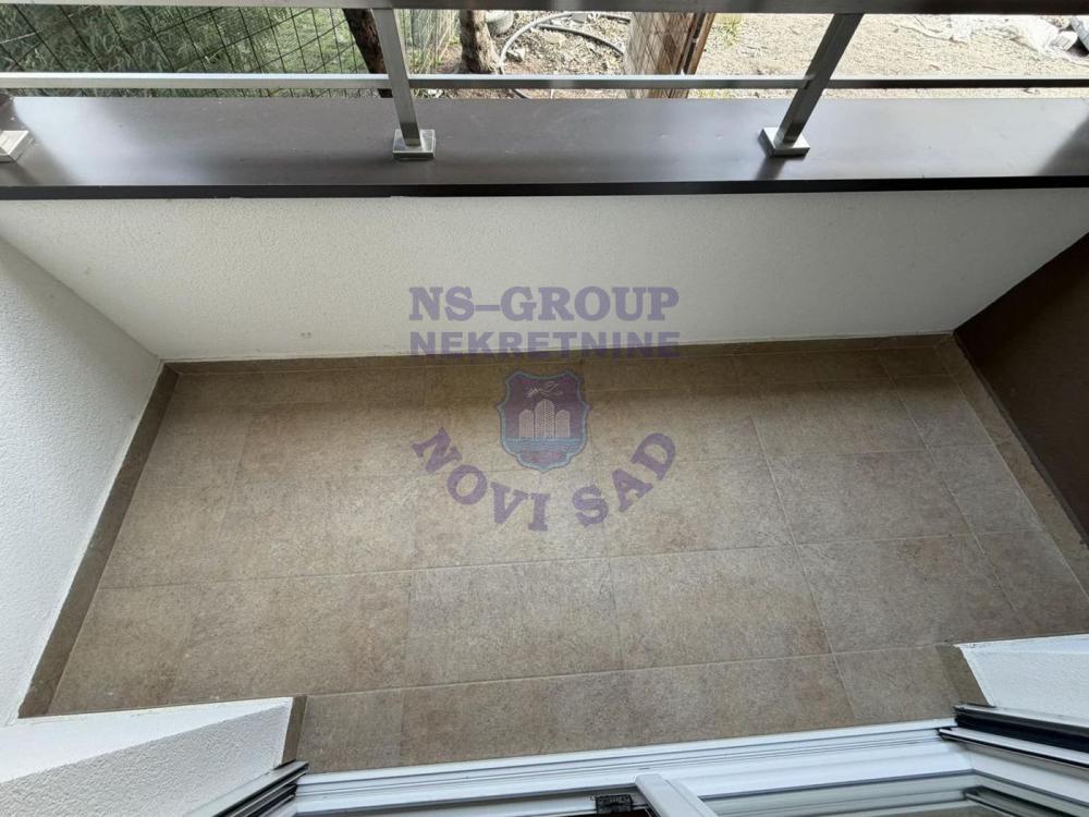 Slika 4 - Garsonjera na odličnoj lokaciji u Petrovaradinu