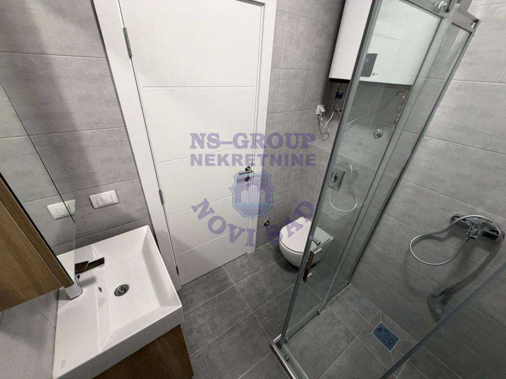 Slika 3 - Garsonjera na odličnoj lokaciji u Petrovaradinu