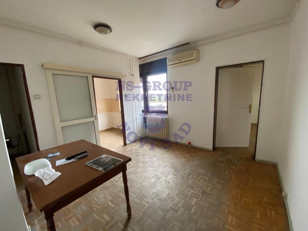 Slika 1 - Dvosoban stan na odlicnoj lokaciji