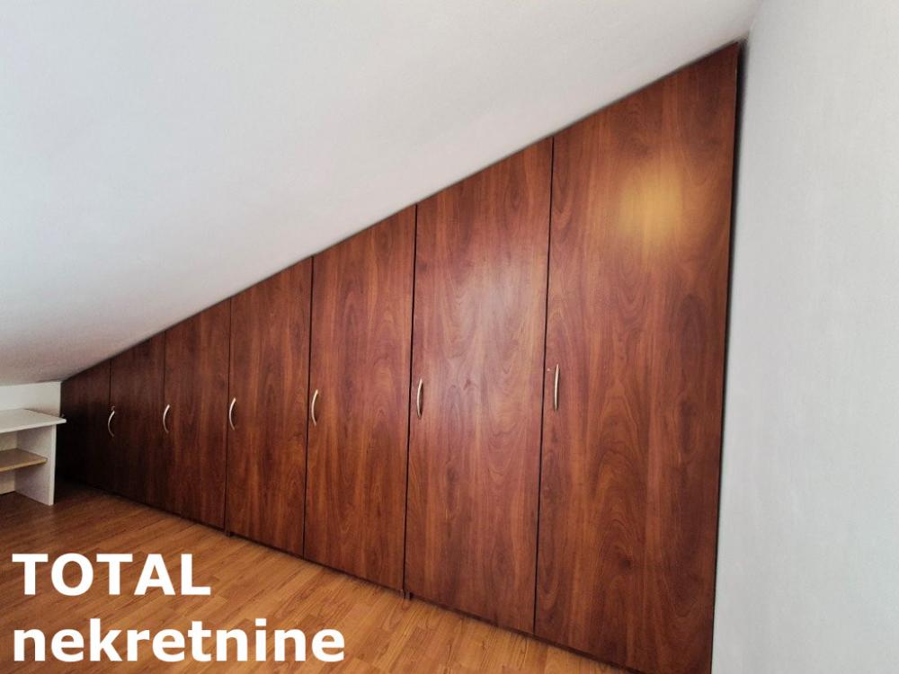 Slika 9 - Stan,NOVI SAD,BULEVAR,kv: 24.00, € 72000, ID: 1102440