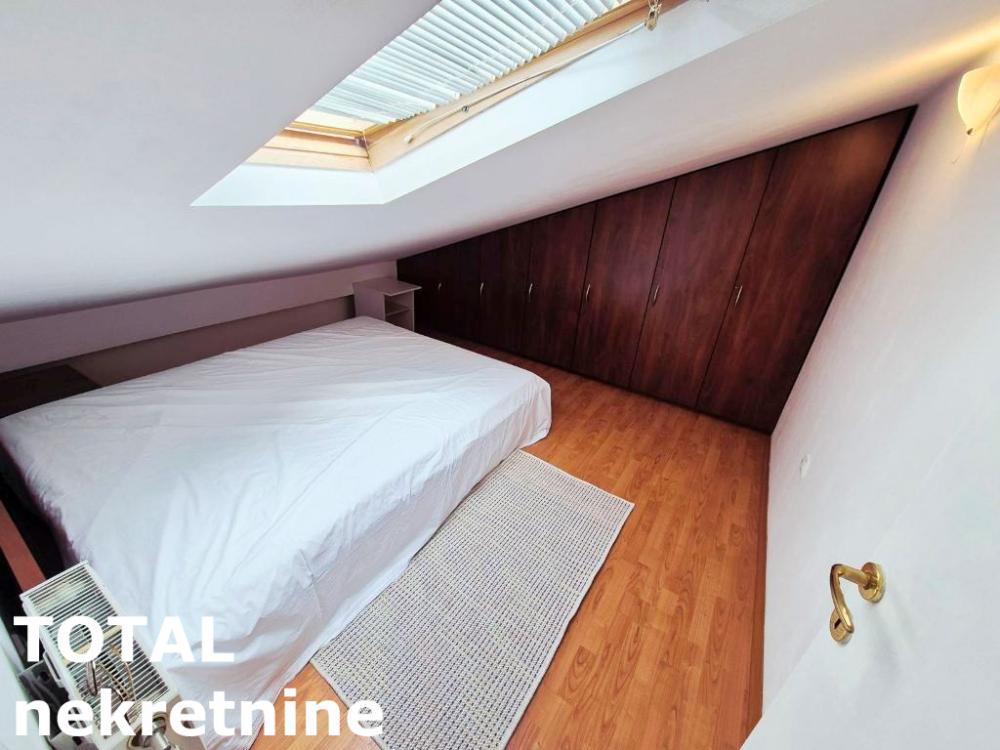 Slika 10 - Stan,NOVI SAD,BULEVAR,kv: 24.00, € 72000, ID: 1102440