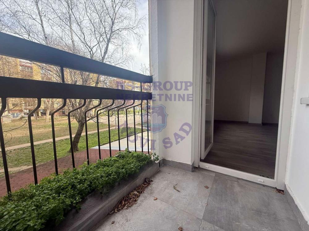 Slika 9 - Liman 4 kompletno renoviran dvosoban stan