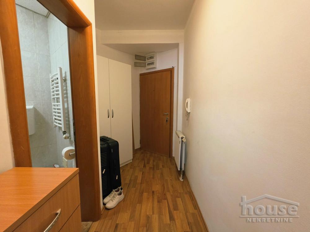 Slika 6 - Stan,NOVI SAD,BULEVAR,kv: 35.00, € 126000, ID: 1065590