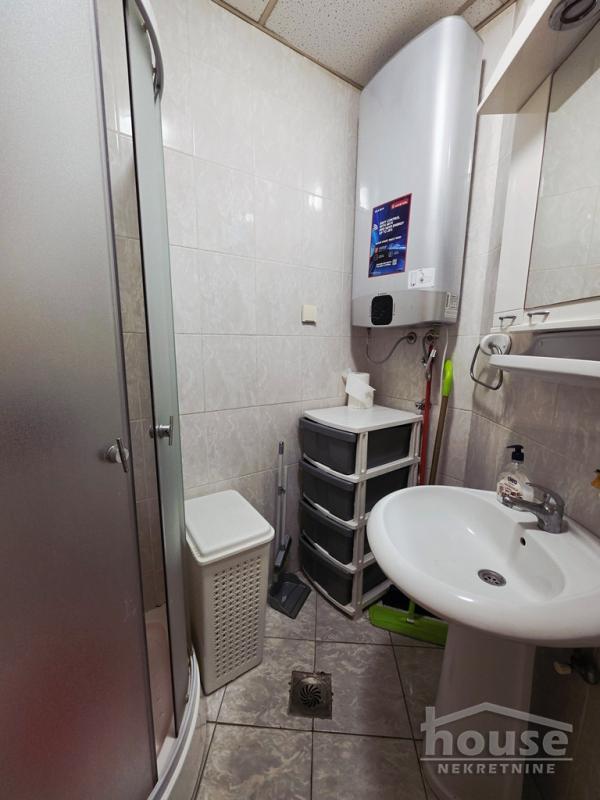 Slika 8 - Stan,NOVI SAD,BULEVAR,kv: 35.00, € 126000, ID: 1065590