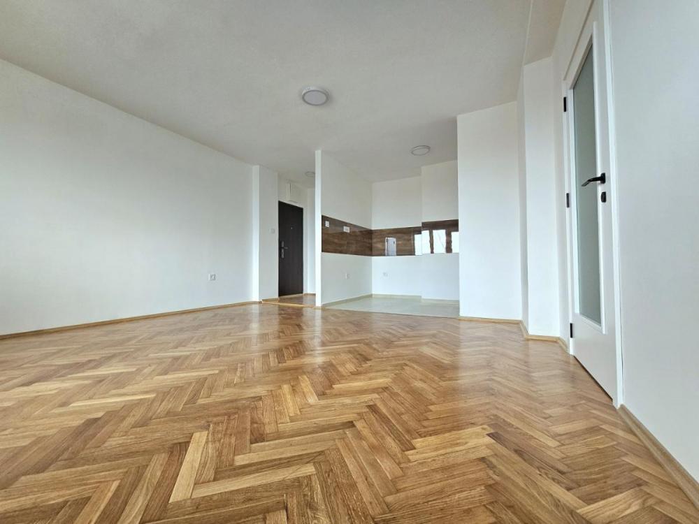 Slika 1 - Trosoban renoviran stan kod Stadiona