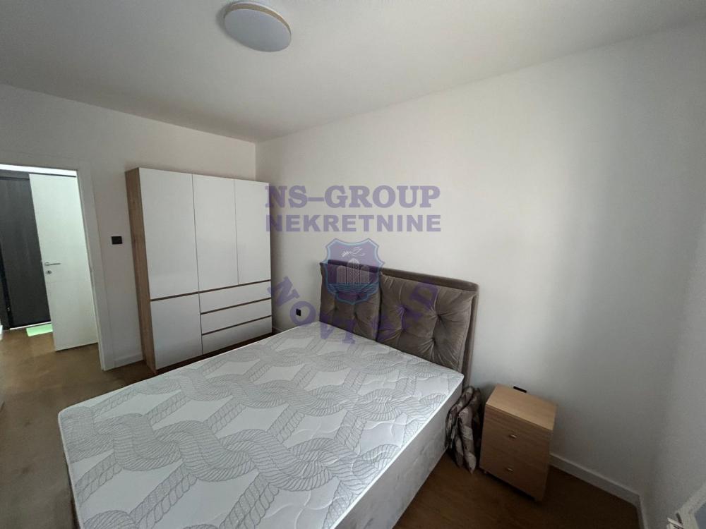 Slika 8 - Odličan jednoiposoban stan na Podbari! 