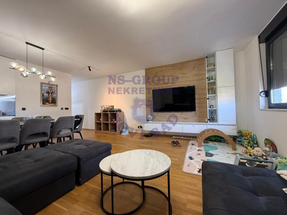 Slika 11 - Troiposoban stan na Somborskom bulevaru!