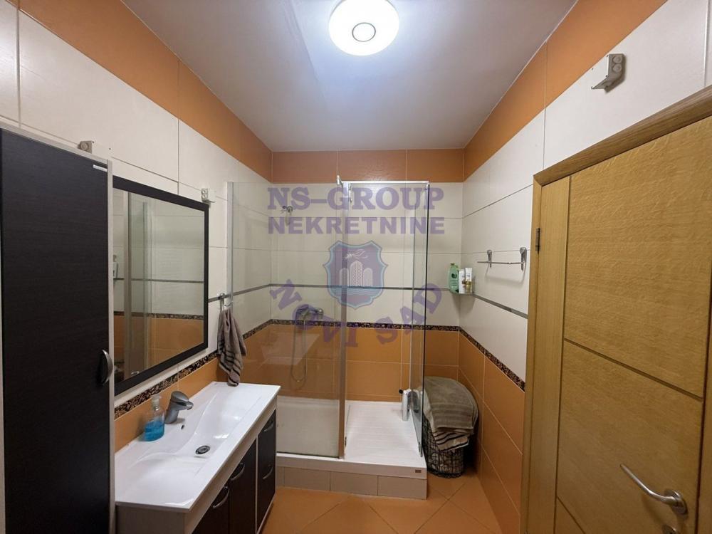 Slika 9 - Četvorosoban stan na Limanu 3 