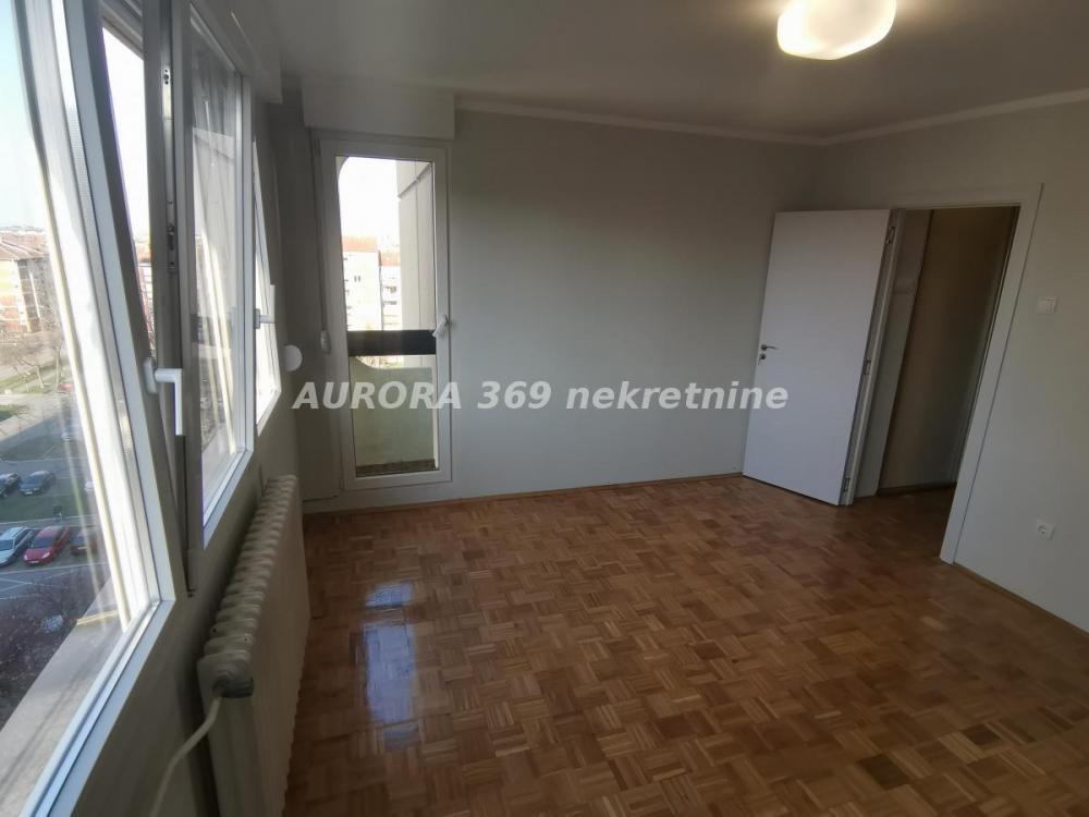 Slika 4 - NOVI SAD, NOVO NASELJE. ODLIČAN, DVOIPOSOBAN, RENOVIRAN, 59m2