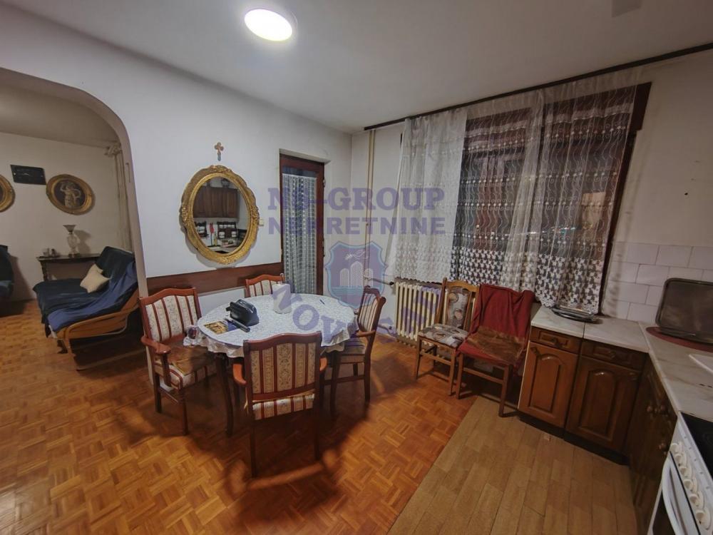 Slika 0 - Dvosoban, 65m2, Novo naselje Novi Sad, sa terasom, ima lift