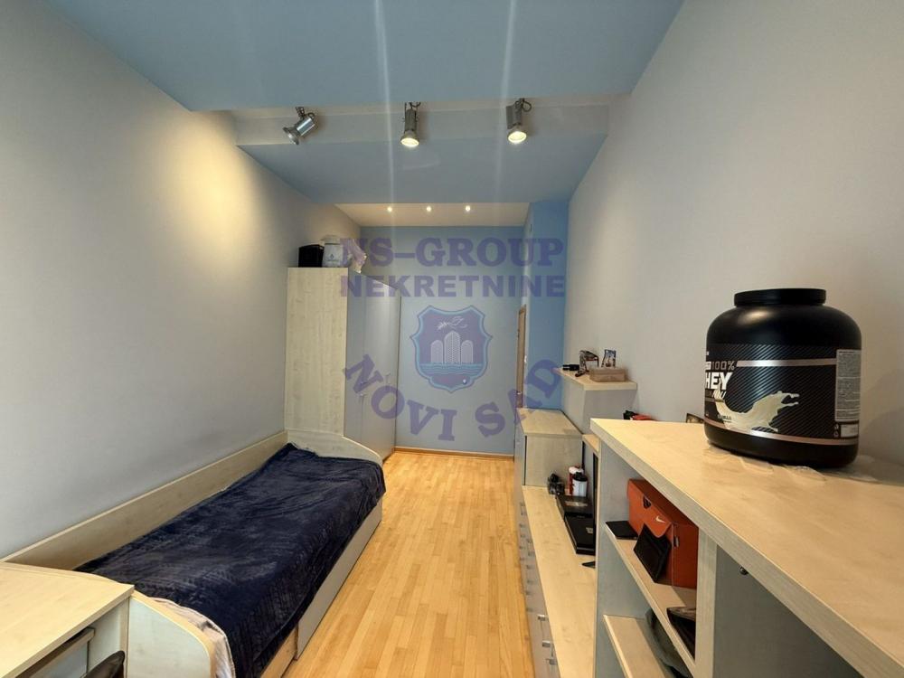 Slika 4 - Četvorosoban stan na Limanu 3