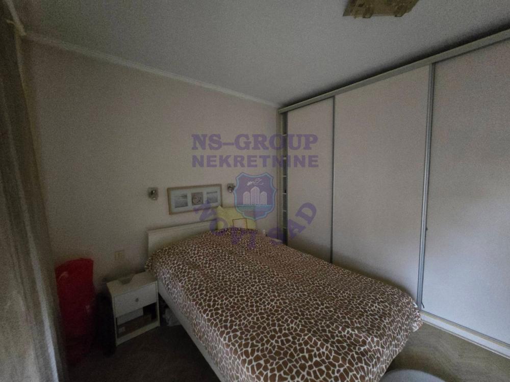 Slika 5 - Dvosoban, 60m2, Spens Novi Sad Novi Sad, sa terasom, ima lift