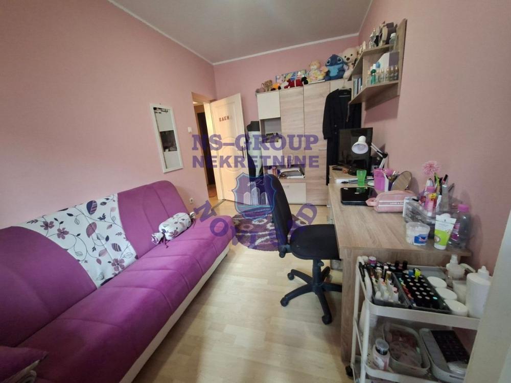 Slika 6 - Odličan trosoban stan na Novoj Detelinari! 