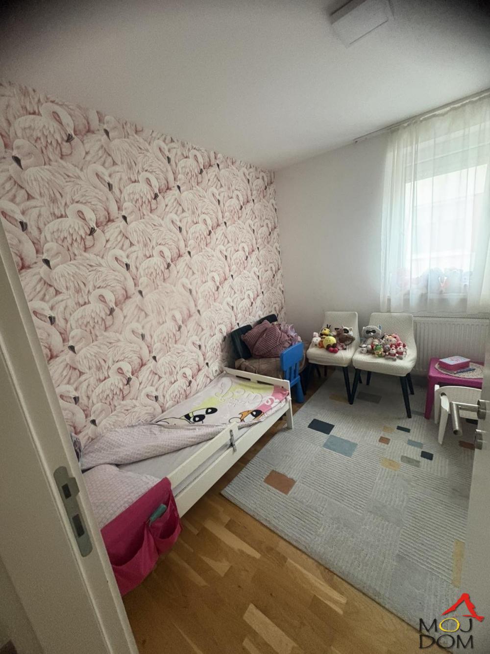 Slika 7 - Stan,NOVI SAD,ADICE,kv: 78, € 179200, ID: 1028569