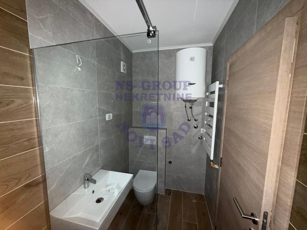 Slika 3 - Dvoiposoban stan u Petrovaradinu 