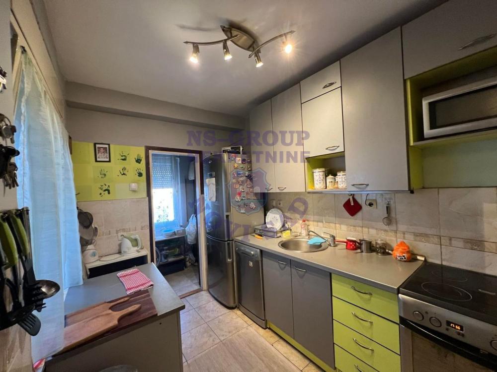 Slika 4 - Odlican cetvorosoban stan na Spensu!