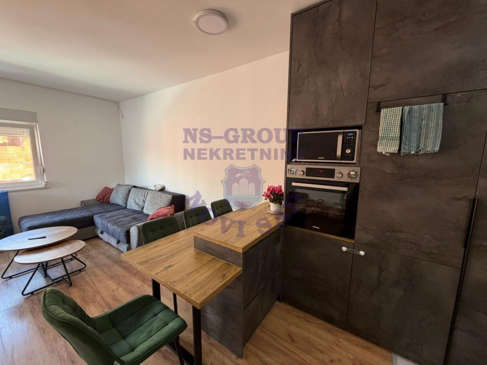 Slika 2 - Odlican troiposoban stan na Adicama!