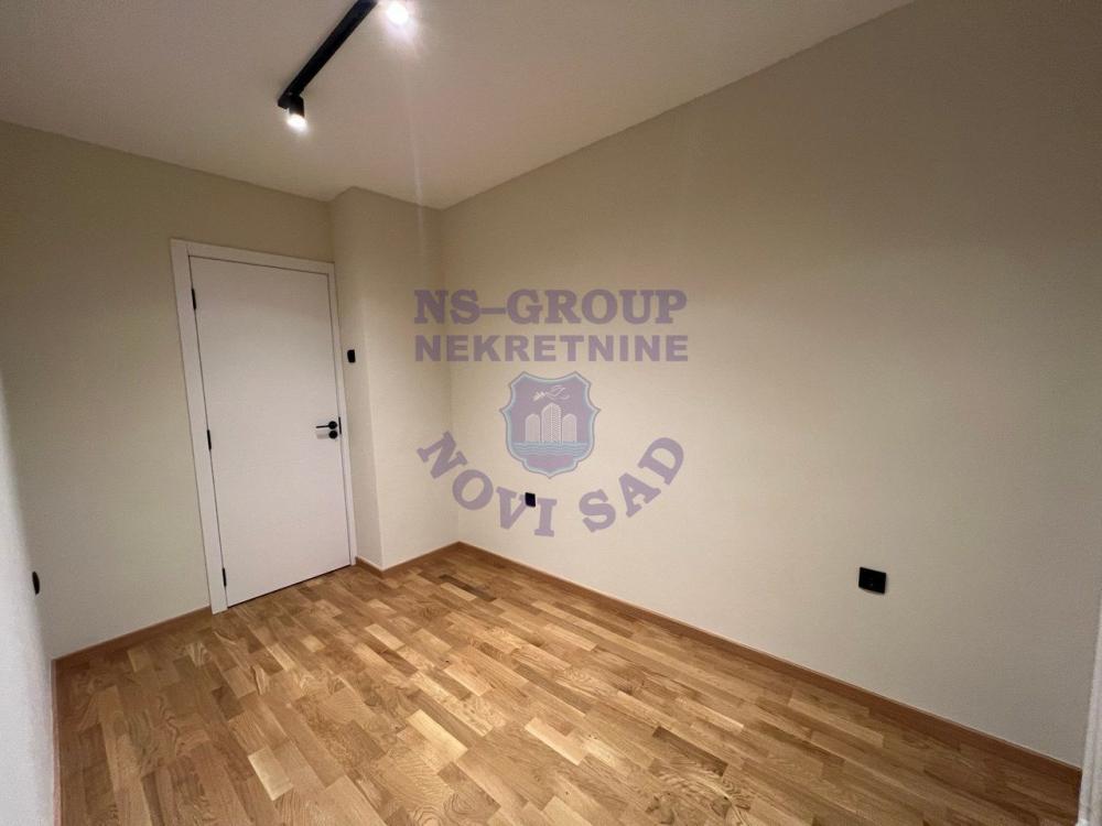 Slika 2 - Odlican jednoiposoban stan na Novom Naselju!