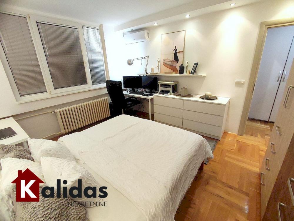 Slika 11 - Stan,NOVI SAD,GRBAVICA,kv: 75, € 235870, ID: 1007348