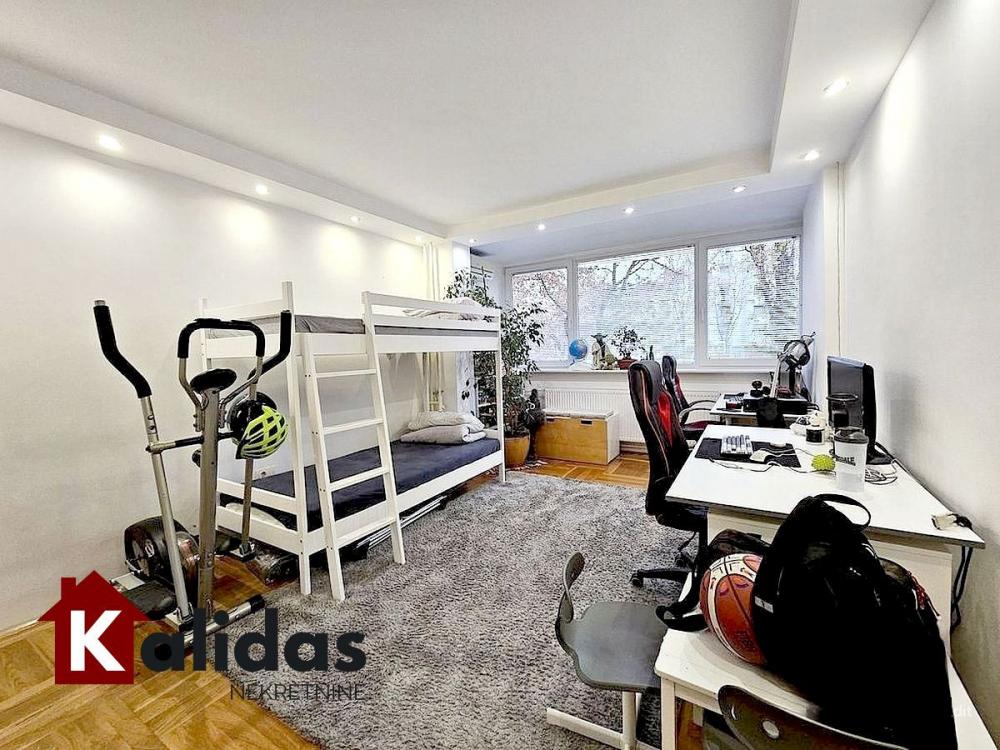 Slika 8 - Stan,NOVI SAD,GRBAVICA,kv: 75, € 235870, ID: 1007348