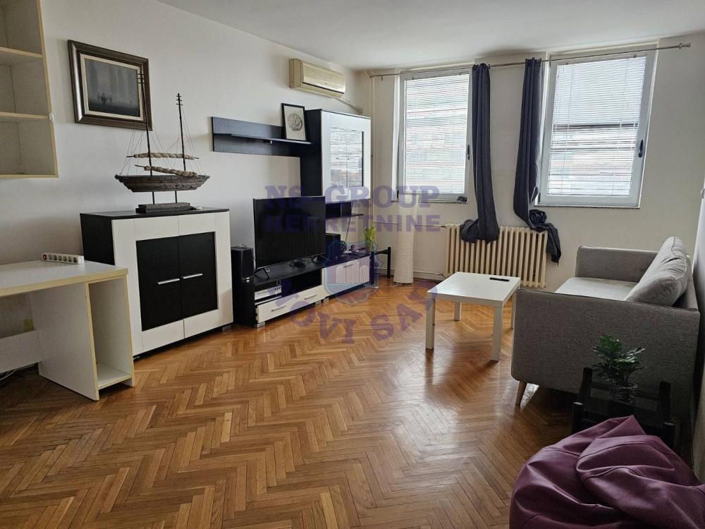 Slika 1 - Dvosoban stan na Bulevaru