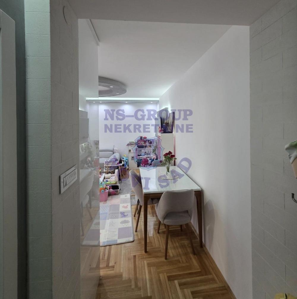 Slika 10 - Trosoban, 58m2, Telep Novi Sad, sa terasom, ima lift