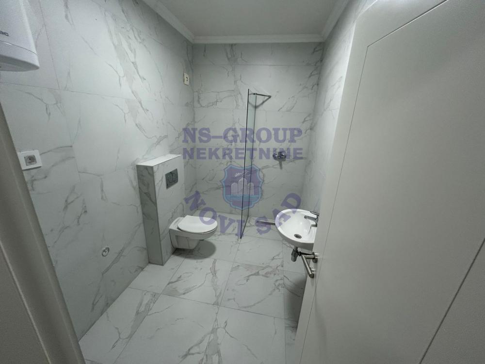 Slika 5 - Prodaja stana, 91m2, Avijatičarsko naselje Novi Sad, sa terasom, ima lift