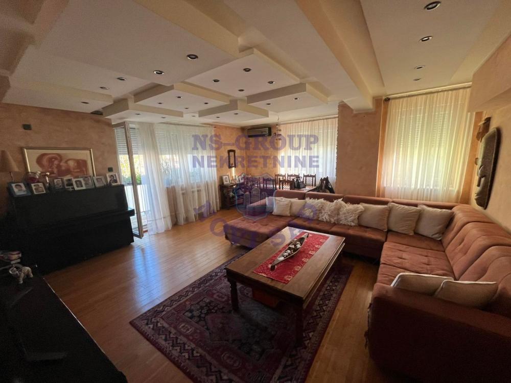 Slika 1 - Četvorosoban stan, 115m2, Grbavica