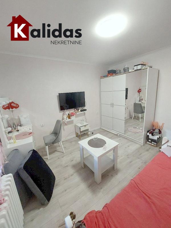 Slika 6 - Stan,NOVI SAD,DETELINARA,kv: 71, € 169950, ID: 1008665