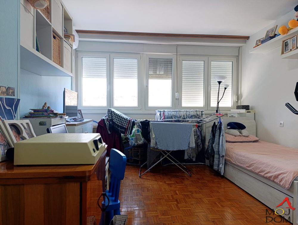 Slika 10 - Stan,NOVI SAD,DETELINARA,kv: 60, € 159650, ID: 1032012