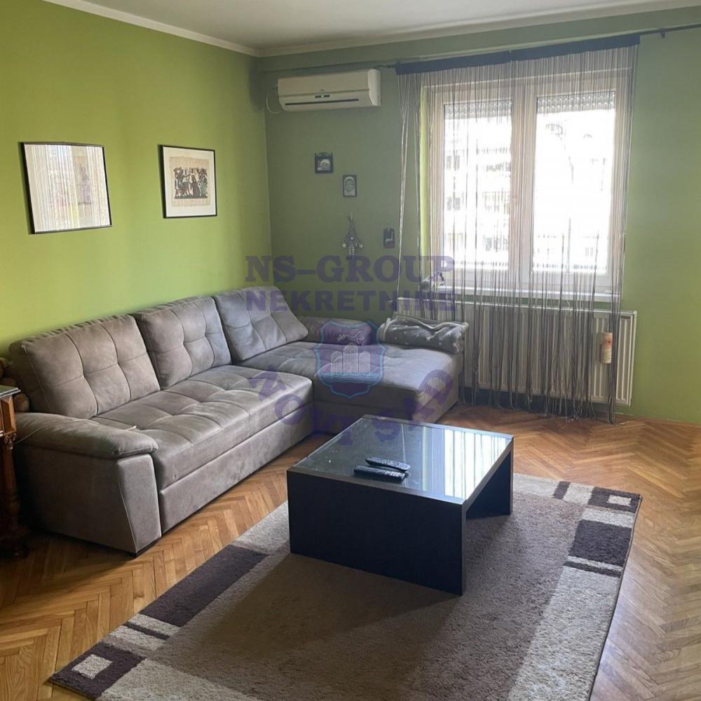 Glavna slika -Dvosoban, 40m2, Sajmište Novi Sad, sa terasom, ima lift