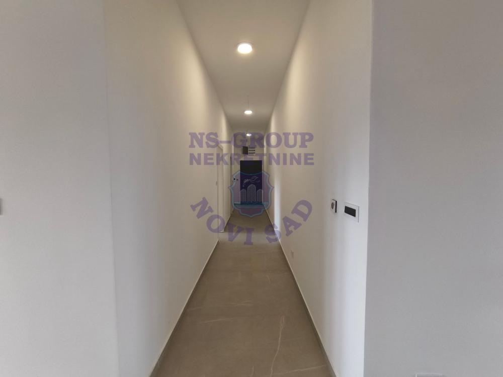 Slika 7 - Petosoban stan u novogradnji na Salajci 