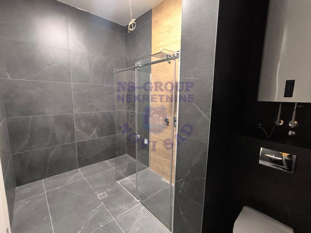 Slika 0 - Petosoban stan u novogradnji na Salajci 