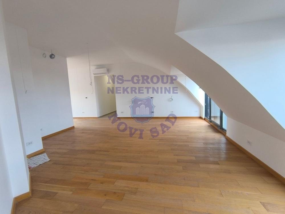 Slika 2 - Sjajan penthouse na Salajci!