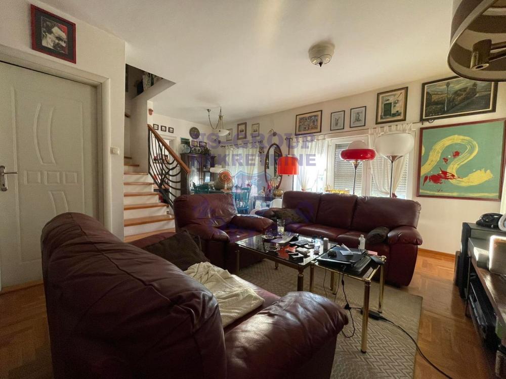 Slika 1 - š:566689 Cetvorosoban stan Novo Naselje