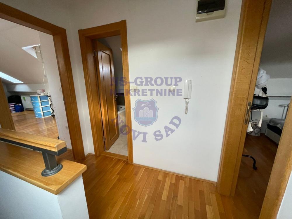 Slika 5 - Odlican trosoban stan na Socijalnom!