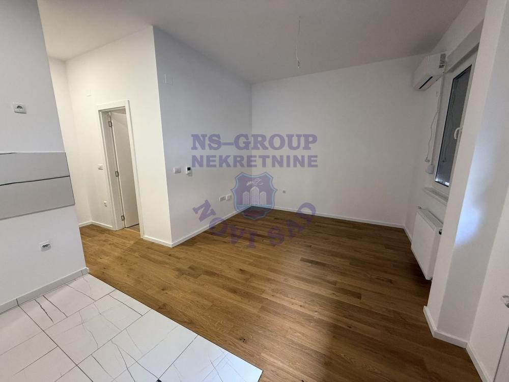 Slika 4 - Lux garsonjera na Sajmu! 